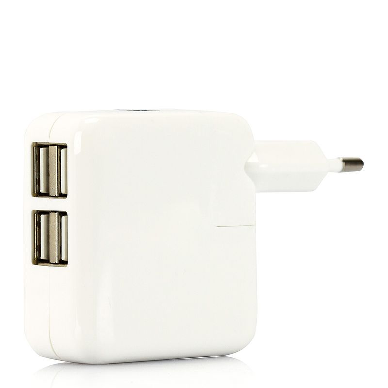 7458-1-Carregador-para-iPhone-iPad-e-iPod-com-4-portas-USB-Cirilo-Cabos